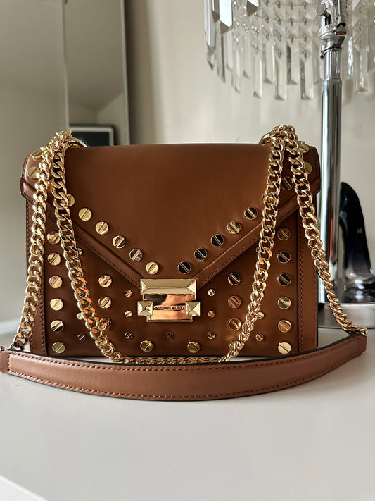 MK Stud