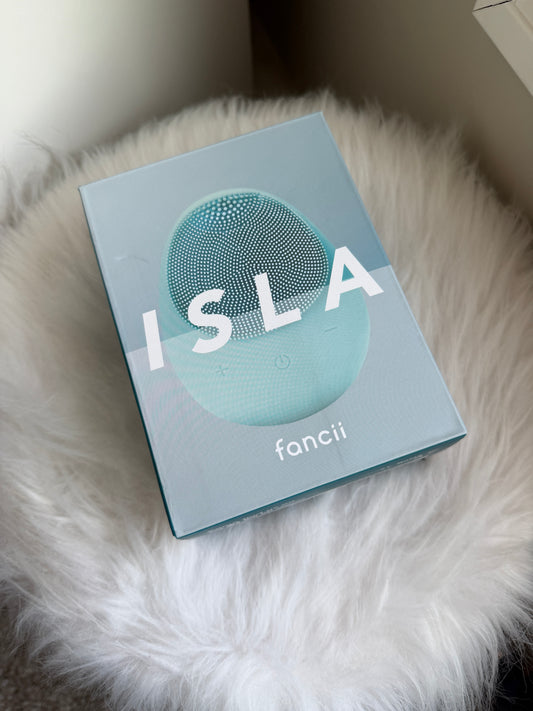Isla facial tool
